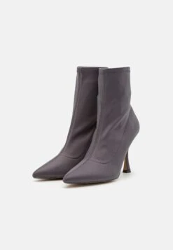 Even&Odd High Heeled Ankle Boots - Grey -FOREVER 21 89207002f2724fd9a430bdb74f426c1e