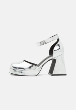 Even&Odd Platform Heels - Silver-Coloured -FOREVER 21 89e1c3b91c1b41a58fdef2f527ce0046
