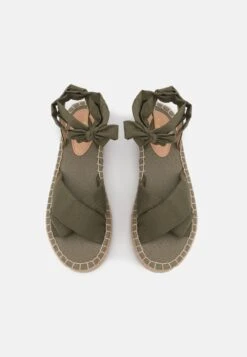 Even&Odd Sandals - Khaki 13 Even&Odd Sandals - Khaki -FOREVER 21 8a4df6f4dd5d4837bba10107a57cedf2