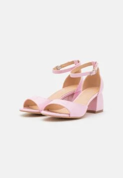 Sandals - Pink -FOREVER 21 8fa34bc24ddb47f897e698c8520d5c9e