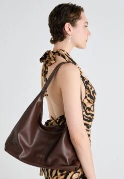 Even&Odd HOBO SHOPPER - Tote Bag - Off-white -FOREVER 21 95f2bd1851454528821842d51e146b80