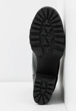 Even&Odd High Heeled Ankle Boots - Black -FOREVER 21 97a5ad8b8b5e4e1bbc4b5c8809da98d9