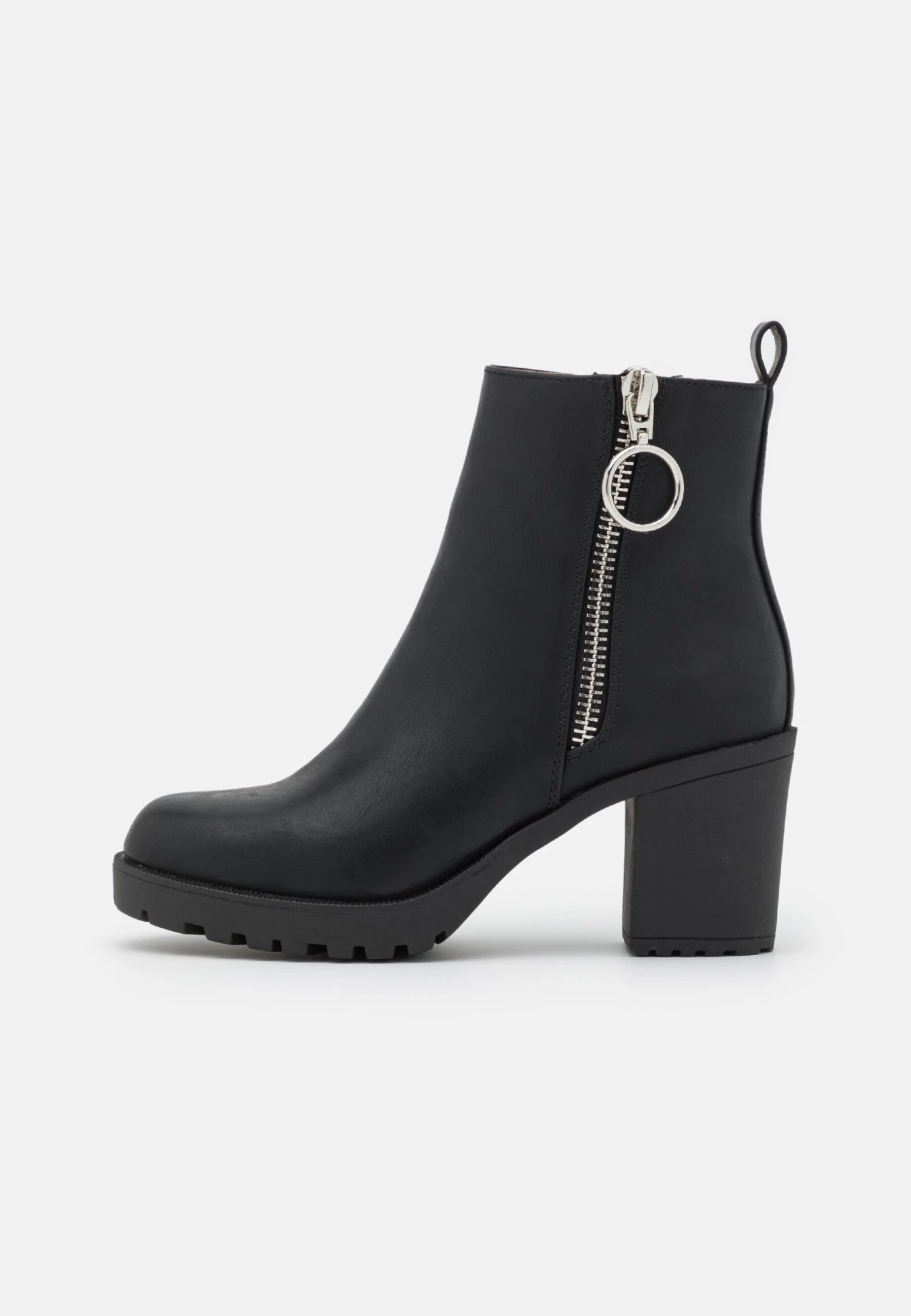 Classic Ankle Boots - Classic Ankle Boots 4 Classic Ankle Boots - Classic Ankle Boots - Image 2