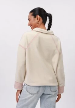 Even&Odd COLOR BLOCK HALF ZIP - Sweatshirt - Ecru/light Pink -FOREVER 21 9f07c65db6b4450b8e33769a96fdd94e