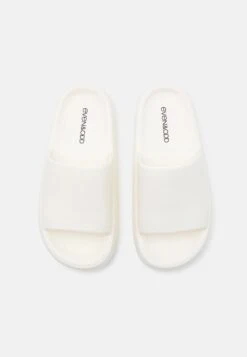 Even&Odd Pool Slides - White -FOREVER 21 9f191d53f8584a0784923eb8b110888b