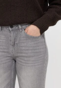 Straight Leg Jeans - Grey Denim -FOREVER 21 a1cd9622aaf74ff6833e62ec97c9111d