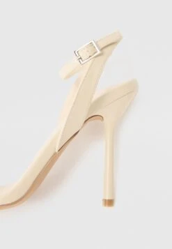 Even&Odd High Heeled Sandals - Chalk -FOREVER 21 a26bd81e0fd94ce78bd04e5180ccfa85