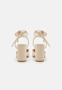 Sandals - Beige 10 Sandals - Beige -FOREVER 21 a2774a5fe0784e7db7f32e87fbba1462