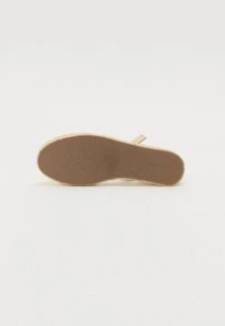 Even&Odd Ankle Strap Ballet Pumps - Gold Coloured 14 Even&Odd Ankle Strap Ballet Pumps - Gold Coloured -FOREVER 21 a5a99a4e92ad4f93811c8c1ab422fed2