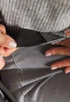 Even&Odd Jeans Skinny Fit - Grey Denim -FOREVER 21 a5d44abccb5841e7a821a3c2a735c92b