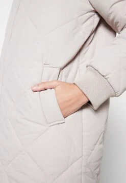 Even&Odd Winter Coat - Beige -FOREVER 21 b01dfd8a185c48faa01cf70012e53cb5