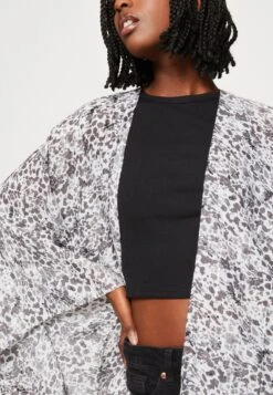 Even&Odd Summer Jacket - Summer Jacket 13 Even&Odd Summer Jacket - Summer Jacket -FOREVER 21 b20eefb297c2403094375aad2b0d62c2