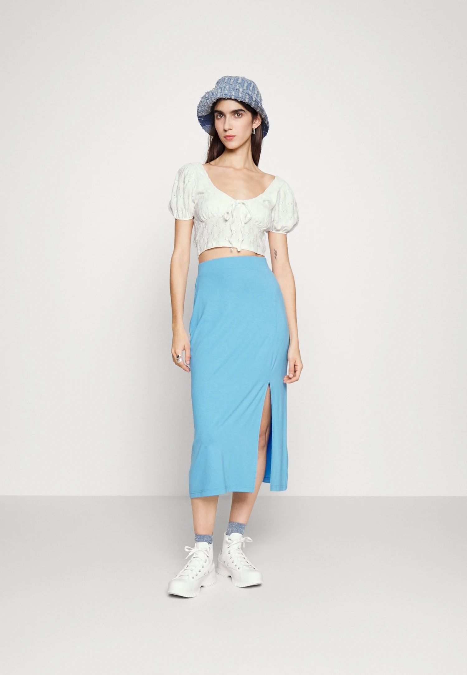 Even&Odd Romantic - Basic T-Shirt 4 Even&Odd Romantic - Basic T-Shirt - Image 2