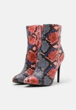 Even&Odd Classic Ankle Boots - Classic Ankle Boots -FOREVER 21 b52cdb56b7294a008017c27c4b876759