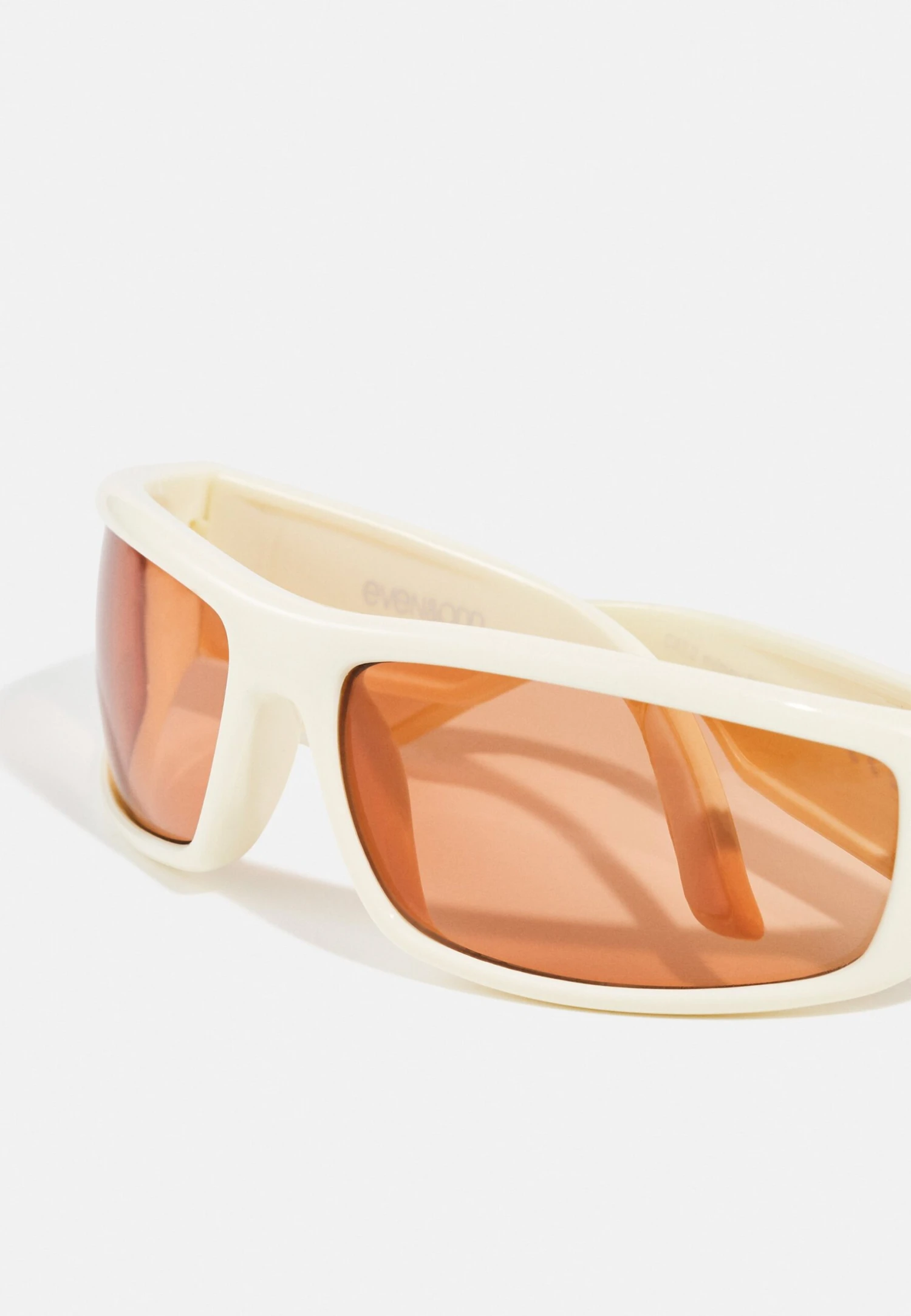 Even&Odd Sunglasses -Off-White 6 Even&Odd Sunglasses -Off-White - Image 4