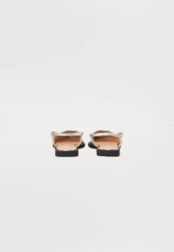 Even&Odd Ballet Pumps - Silver -FOREVER 21 b75ed982edc442e8a20a9af655e3f4bf