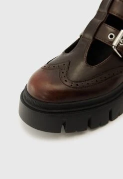 Slip-ons - Burgundy Brushed -FOREVER 21 bab40b781bb8401483fbaddcc5bd9701