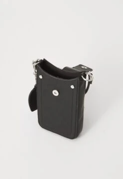 Even&Odd Phone Case - Black -FOREVER 21 bbda12e31f104dfb94d59284e32f7f95