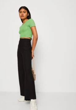 Even&Odd 2 Pack - Basic T-Shirt - Black/Green -FOREVER 21 bbfc1335436a4b60930f92f96d9b0fbb