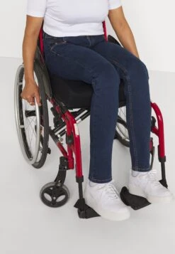 Even&Odd Slim Fit Jeans - Blue Denim -FOREVER 21 bc1581279c994669aba586276cb6f32b