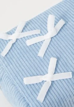 Even&Odd BOW - Wash Bag - Blue/off-white -FOREVER 21 bd97ab9800a74aad86fdf0d395ad8f37