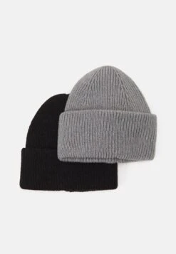 Even&Odd 2 PACK - Beanie - Off-white/black -FOREVER 21 becf2bf444284dd98ecc1123de32871a