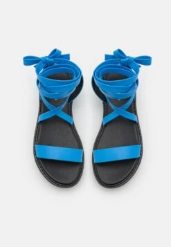 Even&Odd Sandals - Blue -FOREVER 21 c0114b19e9c74ef6bbe8bfb72c3d7c52