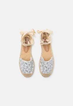 Even&Odd Disney D100 - Espadrilles - White -FOREVER 21 c2566f48e6fe47899faebff72b0adbea