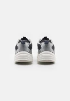 Even&Odd Trainers - Dark Blue/Silver -FOREVER 21 c3bc9c38e6af46f2b8a480bbeaefe8f5