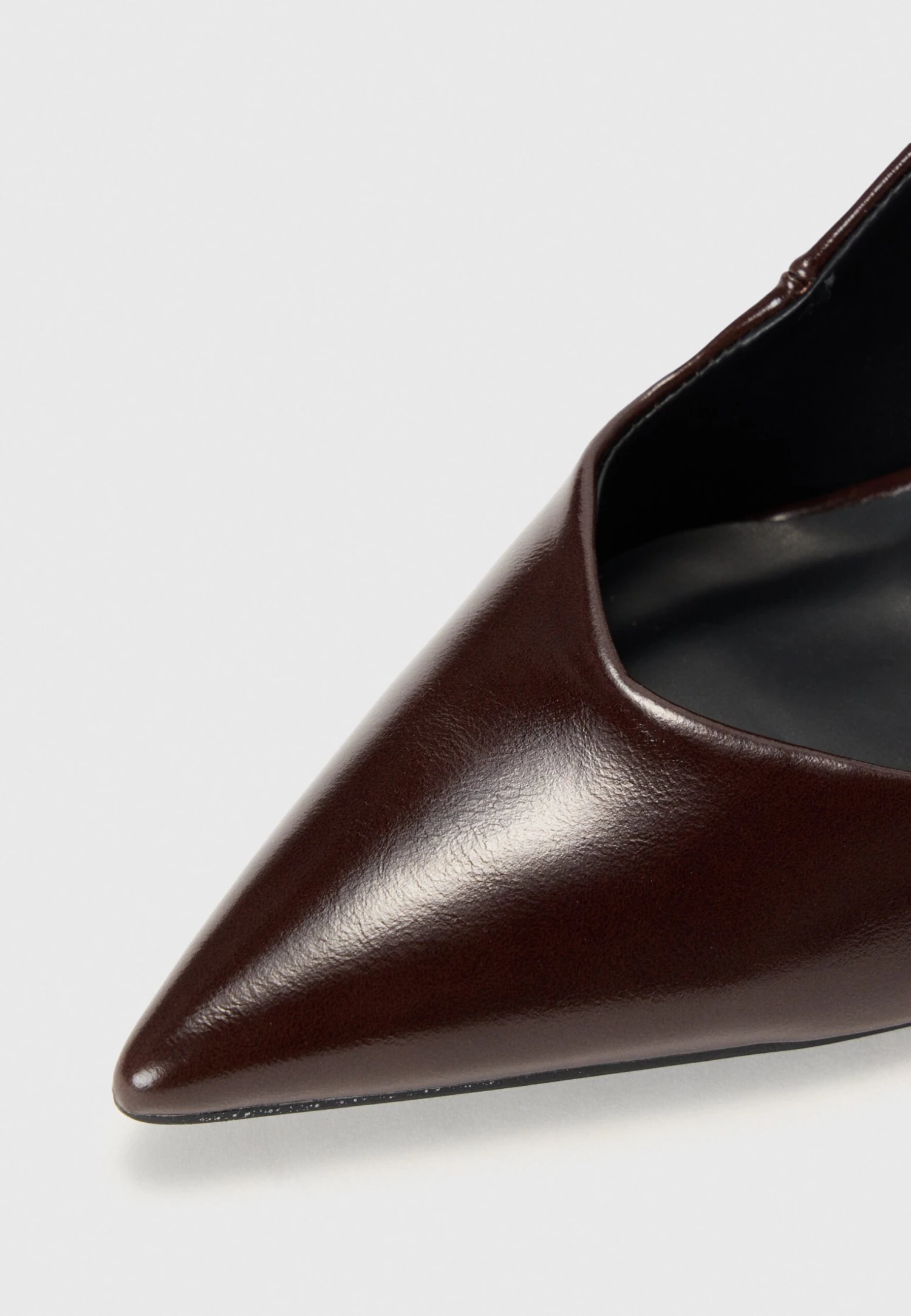 High Heels - Brown 9 High Heels - Brown - Image 7