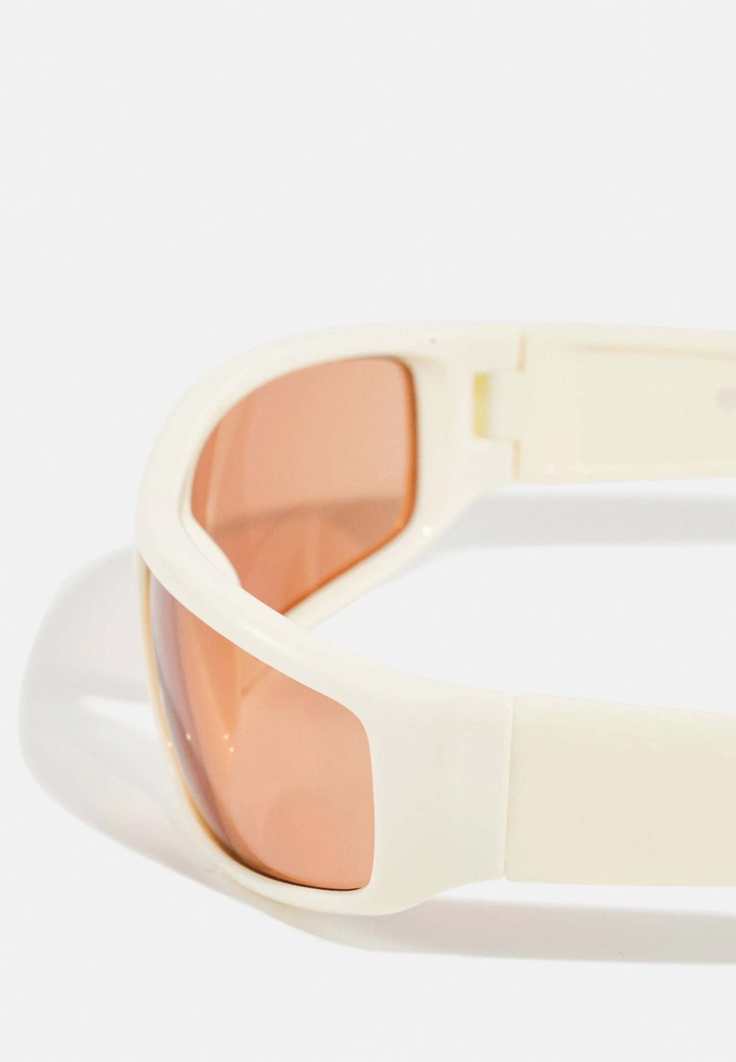 Even&Odd Sunglasses -Off-White 5 Even&Odd Sunglasses -Off-White - Image 3