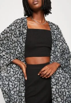 Even&Odd Daisy - Summer Jacket -FOREVER 21 ca356ecd44e74a6ab551af98717ad8a0