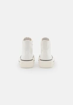Even&Odd High-Top Trainers - High-Top Trainers -FOREVER 21 cb44d5b2039b4c7e980a5e72d74c9f5e