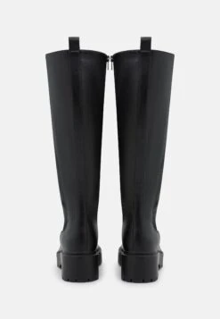 Platform Boots - Black -FOREVER 21 ccf6c0bc1abe4368813641bfbbc71316