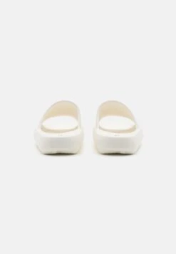 Even&Odd Pool Slides - White -FOREVER 21 d1d0caa4e606468e8b49a4963c31cea5