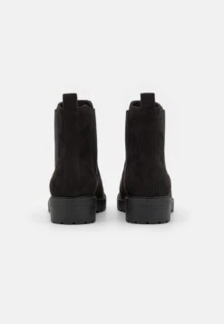 Classic Ankle Boots - Black 11 Classic Ankle Boots - Black -FOREVER 21 d3636bb1187a457e8dd6dc9780c9f83d