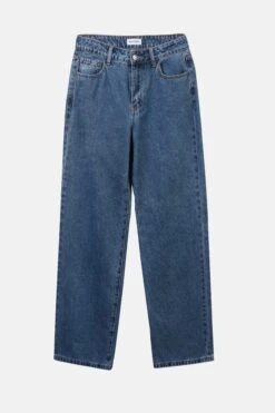 Relaxed Fit Jeans - Blue Denim -FOREVER 21 d39071cd4638437d898b679a4d3e9180 1