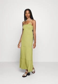 Even&Odd Maxi Dress Tiered Skirt- Maxi Dress - Green -FOREVER 21 d3cd87ed49be4958ac0d443a932a6fa5