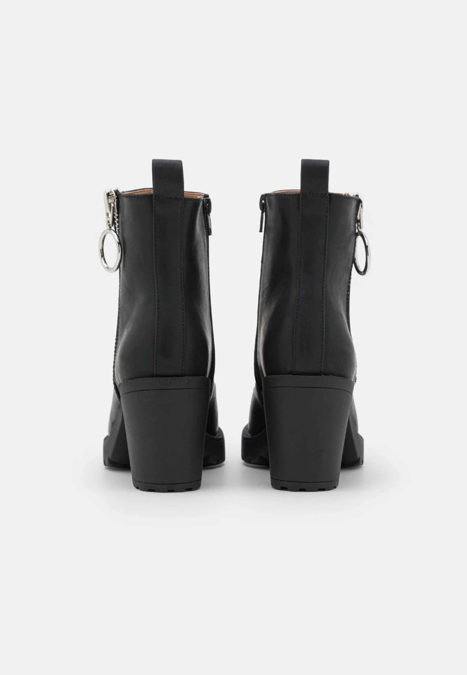 Classic Ankle Boots - Classic Ankle Boots 6 Classic Ankle Boots - Classic Ankle Boots - Image 4