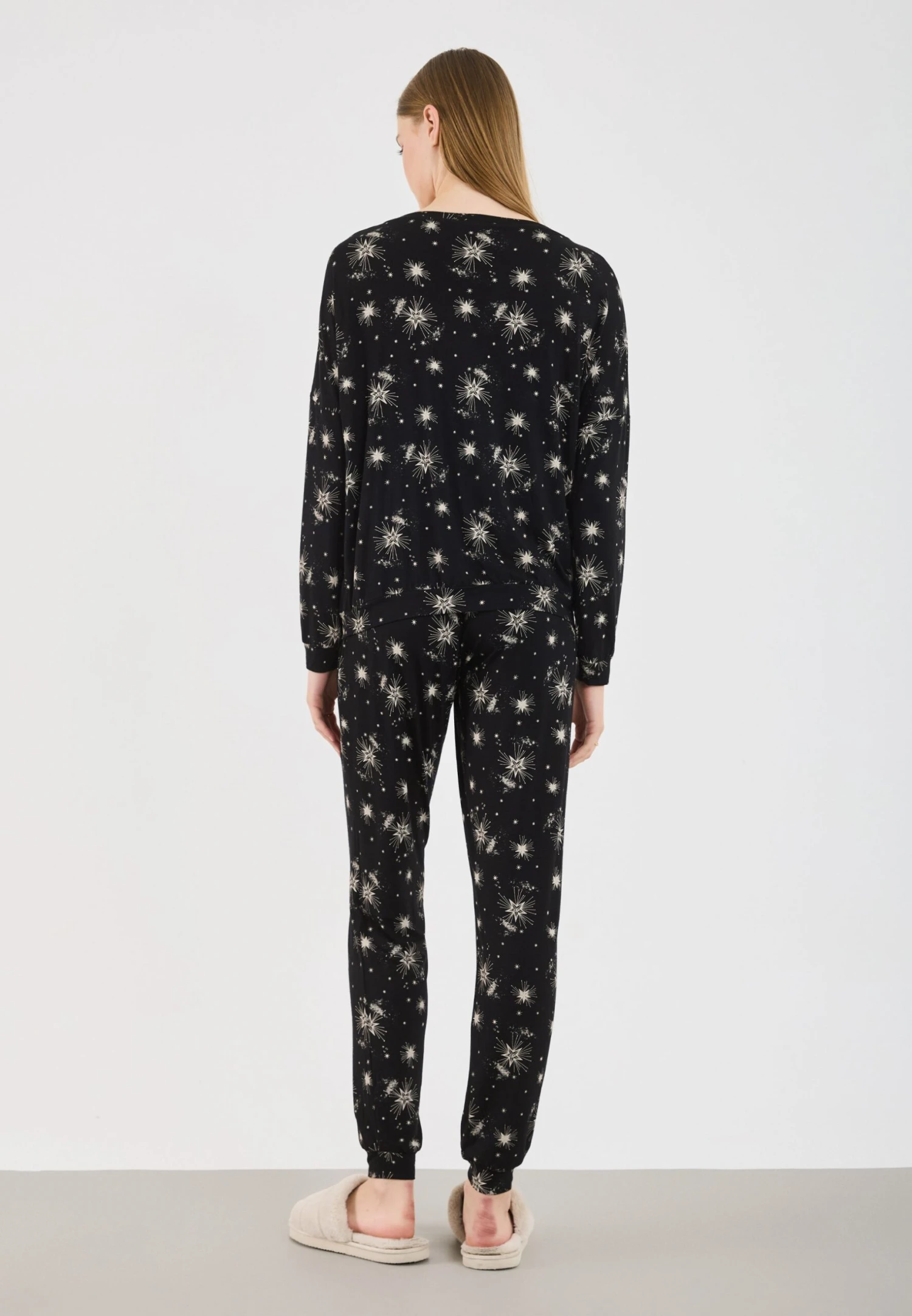 Even&Odd SET - Pyjama Set - Black 5 Even&Odd SET - Pyjama Set - Black - Image 3