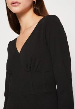 Even&Odd Wide Leg Long Sleeves Bodice - Jumpsuit - Black -FOREVER 21 d8272963fe164b319e02f27977f90573