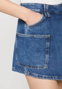 Even&Odd Mini Skirt - Blue Denim -FOREVER 21 dc4f661893b34805830a7e3b5d18592e