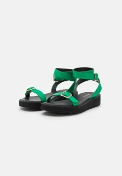 Even&Odd Sandals - Green -FOREVER 21 dccb04d1185c420ab317c8aaa444e632