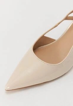 Classic Heels - Offwhite -FOREVER 21 dcd1b27e562b4212adc2e9cba311716b