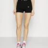 Sports Shorts - Black -FOREVER 21 e25d1a069f8c4b159a94c86bef01e232