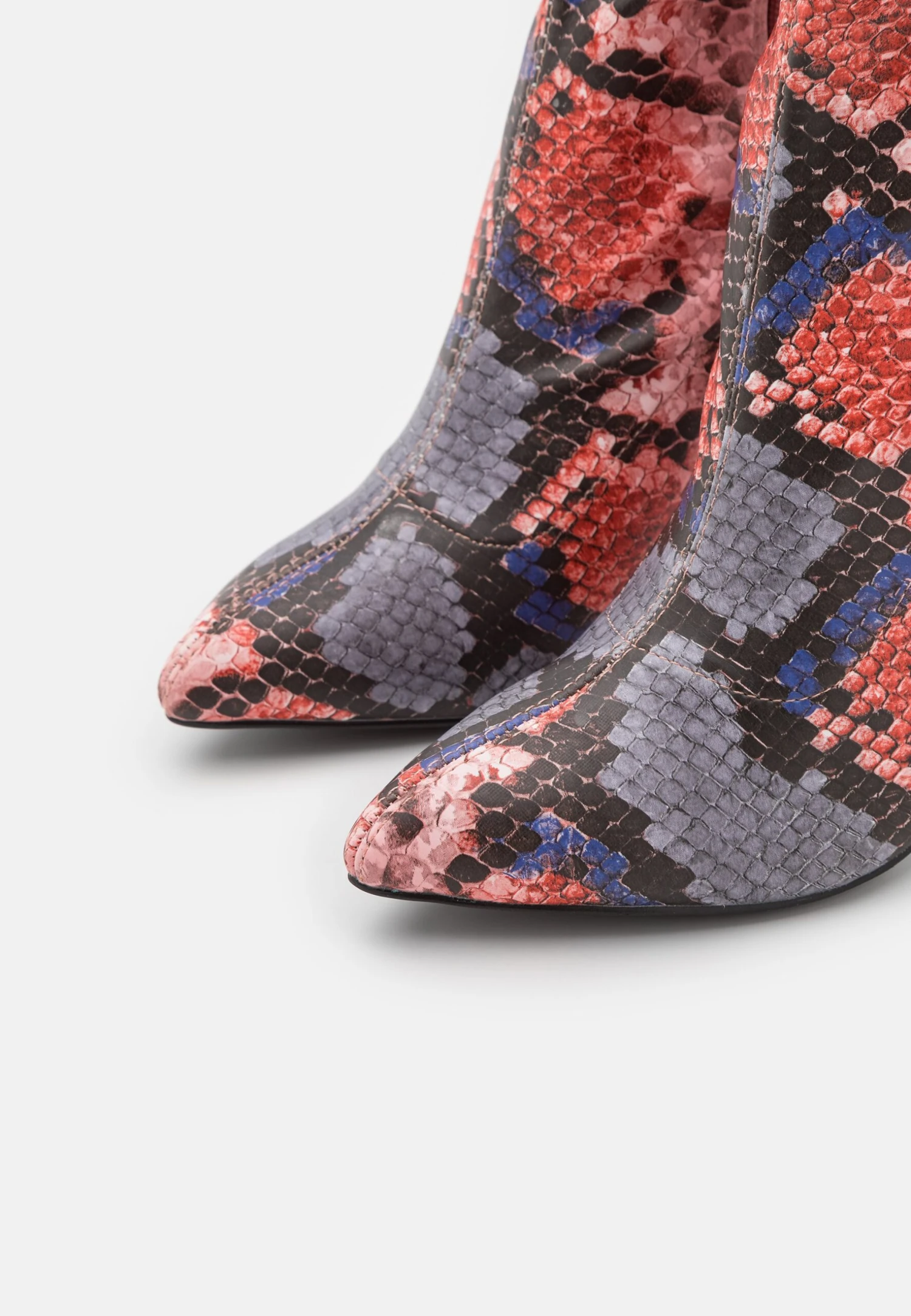 Even&Odd High Heeled Boots - Red 7 Even&Odd High Heeled Boots - Red - Image 5