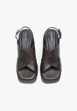 Even&Odd High Heeled Sandals - Burnished Brown 13 Even&Odd High Heeled Sandals - Burnished Brown -FOREVER 21 e834722b98e24bf59d8d0152f40d1d00