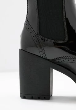 Even&Odd High Heeled Ankle Boots - Black -FOREVER 21 e99ef47592994c80a8459f540ab5164d