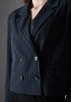 Even&Odd Blazer - Dark Blue -FOREVER 21 ea15e1e9973f4a2d8d5cef5bbf9faf05