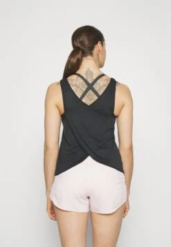 Top - Black -FOREVER 21 eb27e440b35045c6a61106eae10447bd